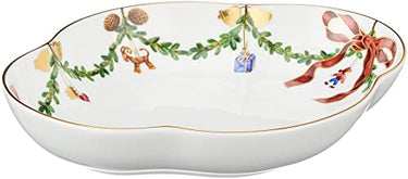Royal Copenhagen 1017441 Star Fluted/XMAS Beilage oval Asiette, Porzellan, mehrfarbig, 22cm im Sale